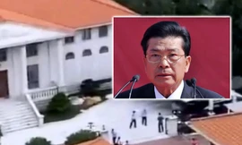 Con trai tỉ phú Trung Quốc bơi qua sông đi báo tin cha bị bắt làm con tin