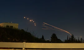 Mỹ, Anh giúp Israel bắn hạ máy bay không người lái Iran