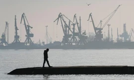 Ukraine: Nổ lớn trên biển gây chết người ở Mariupol, nghi do thủy lôi