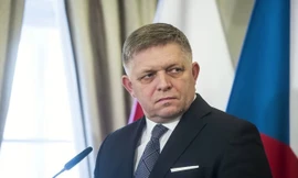 Người giấu tên gửi phong bì chứa đạn cho Thủ tướng Slovakia