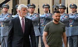 Tổng thống Zelensky nói Ukraine mong nhận được 'tín hiệu rõ ràng' từ NATO