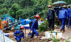 Bất ngờ xuất hiện giả thuyết máy bay chở khách Trung Quốc rơi do hành động cố ý