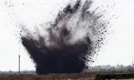 Nga: Bốn người bị thương vì va trúng mìn ở vùng giáp Ukraine