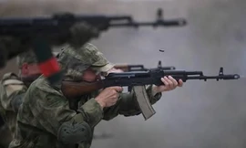 Nga: Tin mới vụ xả súng vào lính tình nguyện ở thao trường giáp Ukraine