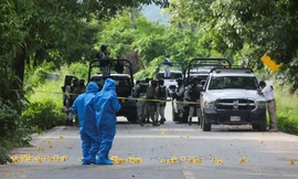 Mexico: Nhóm 13 cảnh sát thiệt mạng vì bị các tay súng phục kích