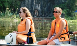 Khu du lịch Tam Cốc-Ninh Bình: Khi bác nông dân làm du lịch