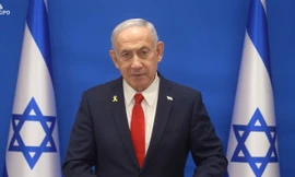 Thủ tướng và Bộ trưởng Quốc phòng Israel xuống boongke khi Iran không kích trả đũa