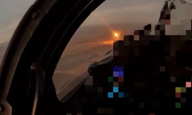 Xung đột Nga - Ukraine ngày 8/3: Ukraine công bố hình ảnh phi công dùng tiêm kích Pháp bắn hạ tên lửa Nga 