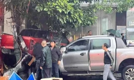 Xe bán tải tông liên hoàn ở Quảng Ninh, 3 người tử vong tại chỗ