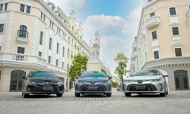 Toyota Corolla Altis 2022: Trẻ trung và phong cách