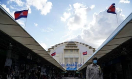 Chợ trung tâm Phnom Penh (Campuchia). Ảnh: Reuters
