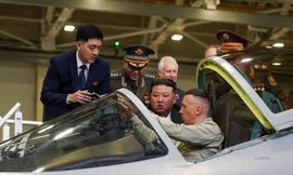 Chủ tịch Triều Tiên thăm nhà máy sản xuất máy bay chiến đấu Nga