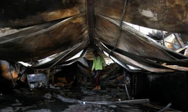 Vụ cháy khu điều trị bệnh nhân COVID-19 Iraq: Cận cảnh hiện trường, thương vong tăng sốc