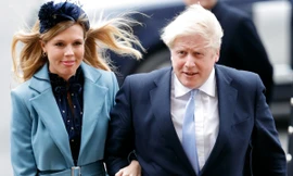 Thủ tướng Anh và hôn thê. Ảnh: Telegraph