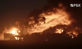 Nga: Kho dầu bốc cháy ngùn ngụt suốt nhiều ngày sau vụ tấn công của Ukraine