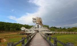 Tháo dỡ nhiều hạng mục tại tượng rồng khổng lồ, ma mị từng lên báo Mỹ