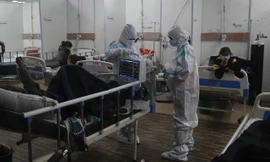 Số ca COVID-19 tăng 6 lần sau một tuần, Ấn Độ nhen nhóm làn sóng dịch thứ ba