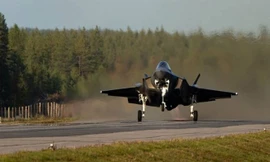 Máy bay chiến đấu Đức tập hạ cánh ở Phần Lan, gần biên giới Nga