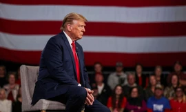 Thêm một bang ra phán quyết loại ông Donald Trump khỏi lá phiếu bầu cử sơ bộ