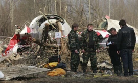 Hiện trường vụ tai nạn máy bay. Ảnh: Tass