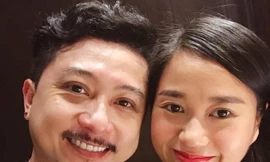 Hứa Minh Đạt động viên vợ khi cô bị antifan lập group.