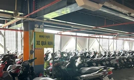 Đau đầu với 650 chiếc xe máy 'bỏ quên' tại nhà xe sân bay Tân Sơn Nhất