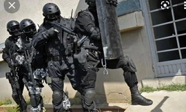 Mỹ: Bắt giữ con tin ở Texas, nghi phạm xưng là anh trai của 'Quý bà al-Qaeda'