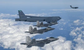'Pháo đài bay' B-52 tham gia tập trận không quân chung Mỹ - Nhật - Hàn
