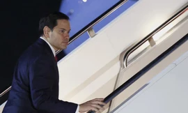 Máy bay của Ngoại trưởng Mỹ gặp sự cố