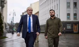 Thủ tướng Anh Johnson dự định gặp ông Zelensky trước khi mãn nhiệm