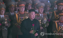 Báo phương Tây đồn ông Kim Jong-un tiếp tục giảm cân vì ‘gầy đi trông thấy’