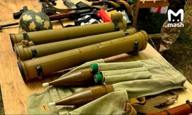 Bé trai Ukraine bắn súng phóng lựu vào anh trai, nhiều người bị thương