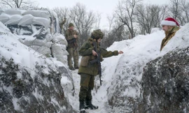 Gián tiếp 'dằn mặt' Nga, quan chức EU đến khu vực giao tranh ở Ukraine