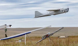 Máy bay không người lái Orlan-10 Nga bị tấn công điện tử ở Syria