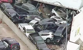 Mỹ: Hơn 130 xe đâm dồn toa vì đường trơn, gần 70 người thương vong