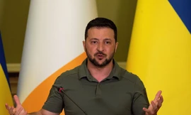 Tổng thống Zelensky cảnh báo Nga sẽ 'không còn tàu' nếu tiếp tục tấn công cảng Ukraine