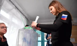 Quan sát viên Ý nói về quá trình trưng cầu dân ý ở vùng ly khai Ukraine