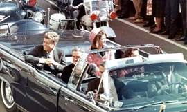 Cố Tổng thống John F. Kennedy trước khi bị ám sát. Ảnh: Wikipedia