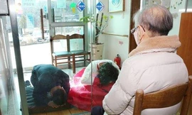 Ngày cuối nghỉ Tết, Hàn Quốc lập kỷ lục số ca mắc mới COVID-19 