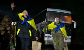 Nga - Ukraine trao đổi gần 200 tù binh
