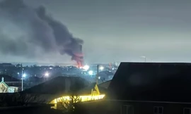 Ukraine dội tên lửa xuống nhà kho máy bay không người lái trinh sát Nga