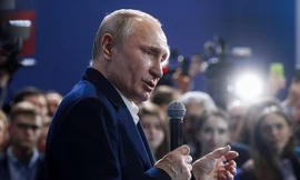 Tổng thống Nga Vladimir Putin tuyên bố tái tranh cử trong năm 2024