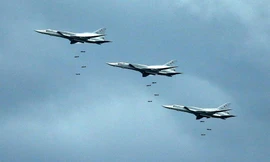 Xung đột Nga - Ukraine ngày 25/2: Ukraine tuyên bố đánh chặn 1.900 tên lửa Nga trong hai năm