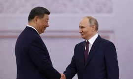 Tổng thống Nga đón Chủ tịch Trung Quốc tại Điện Kremlin
