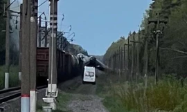 Thêm một đoàn tàu trật bánh do phá hoại ở khu vực Nga giáp Ukraine