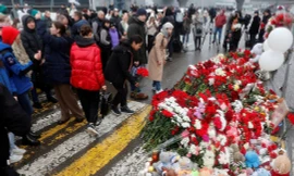 Người Nga đặt hoa tưởng niệm các nạn nhân vụ tấn công khủng bố gần Mátxcơva
