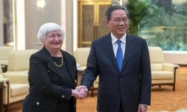 Bộ trưởng Tài chính Mỹ thăm Trung Quốc: Hy vọng 'nhìn thấy cầu vồng sau mưa'