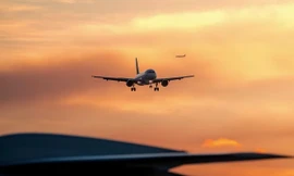 Sân bay lớn nhất Thụy Điển đóng cửa vì máy bay không người lái