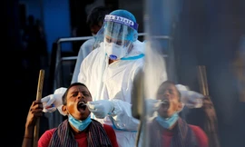 Ấn Độ (ở khu vực Nam Á) là một trong những quốc gia chịu ảnh hưởng nặng nề nhất bởi COVID-19. Ảnh: Reuters