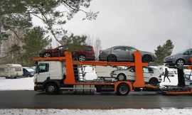 Latvia tịch thu xe của tài xế say xỉn, gửi đến Ukraine